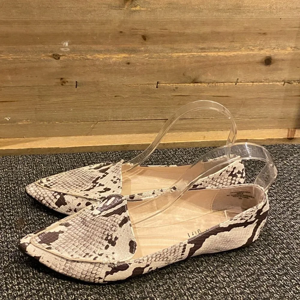 ✅Madden Girl Snake Print Pointed Toe Flats